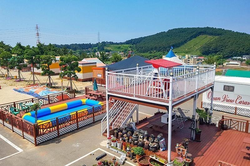 Готель Seocheon Beach Glamping Екстер'єр фото