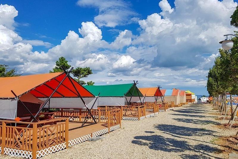 Готель Seocheon Beach Glamping Екстер'єр фото