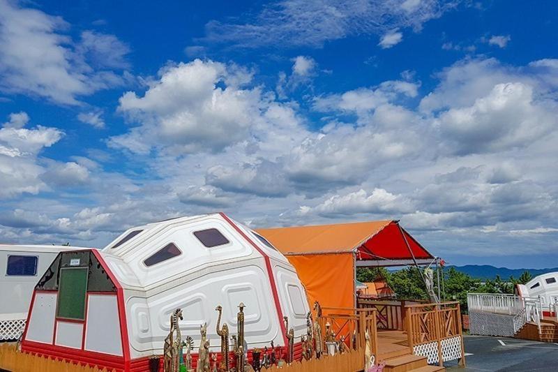 Готель Seocheon Beach Glamping Екстер'єр фото